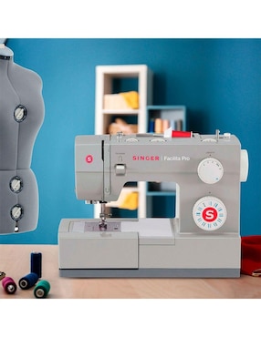 Máquina de coser Singer Facilita Pro 4423